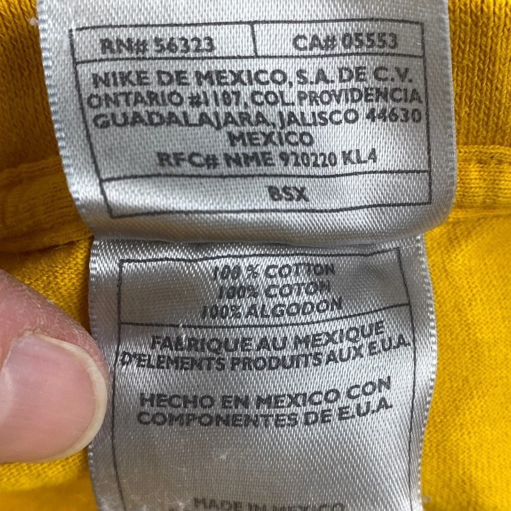 Nike‎ Vintage Silver Tag Yellow Embroidered Swoosh T-Shirt Mens XL Cotton BSX